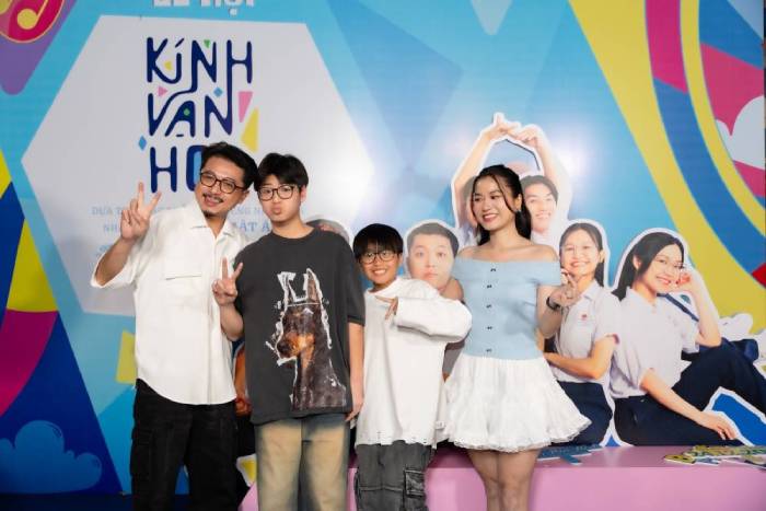 KVH A1233