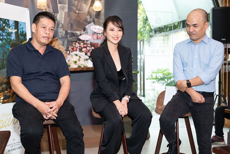 Nhạc sĩ V&otilde; Thiện Thanh d&agrave;nh lời khen cho &ldquo;đ&agrave;n em&rdquo; khi Kh&aacute;nh Linh tung trọn bộ ca kh&uacute;c trong album &ldquo;Kh&aacute;nh Linh&rsquo;s Journey&rdquo;