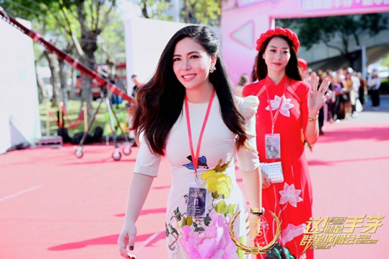 Ngọc Hiền rạng rỡ l&agrave;m gi&aacute;m khảo "Đại hội Thẩm mỹ ch&acirc;u &Aacute;" tại Trung Quốc