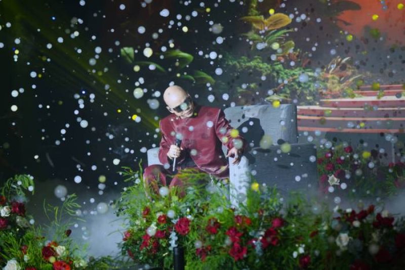 Phan Đinh T&ugrave;ng quyết t&acirc;m l&agrave;m mới bản hit quốc d&acirc;n "Kh&uacute;c h&aacute;t mừng sinh nhật"