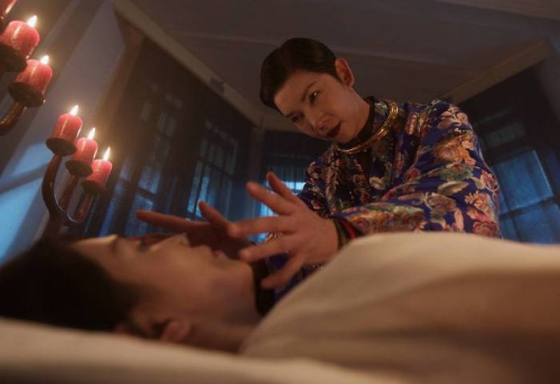 Xu&acirc;n Lan h&oacute;a th&agrave;nh b&aacute;c sĩ thẩm mỹ &aacute;c nh&acirc;n
