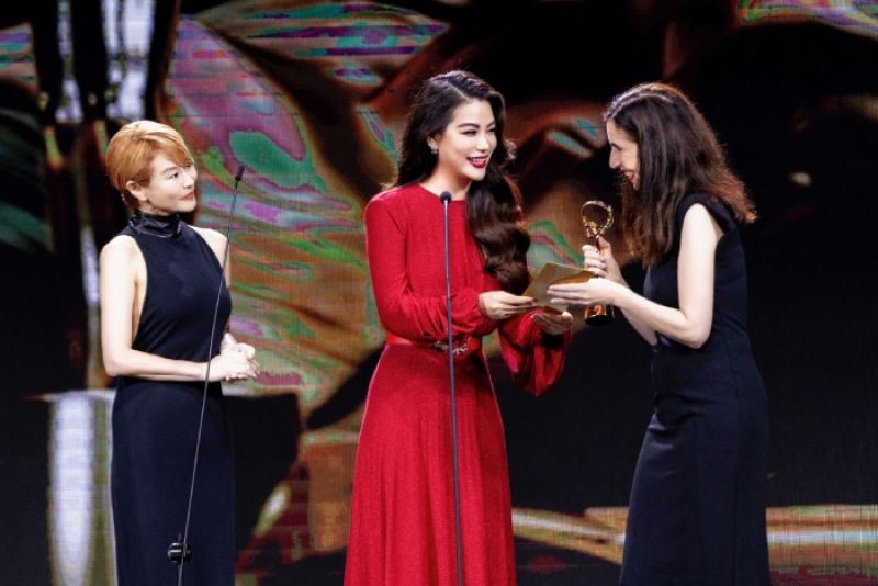 Bận rộn với &lsquo;Miss Earth Vietnam 2023&rsquo;, Trương Ngọc &Aacute;nh vẫn nhận lời l&agrave;m gi&aacute;m khảo &lsquo;LHP Quốc tế Malaysia'
