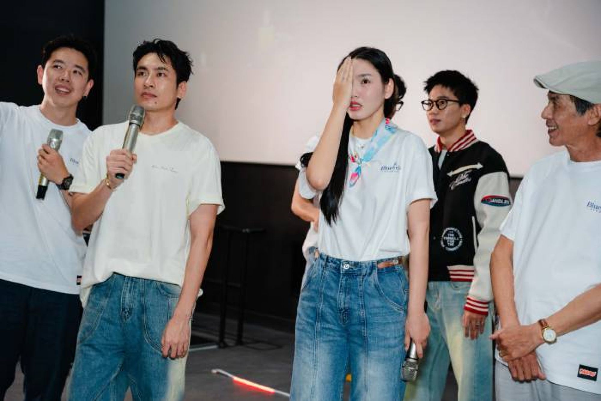 Hiện tượng kinh dị mới của ph&ograve;ng v&eacute; Việt gọi t&ecirc;n "Ph&iacute; Ph&ocirc;ng: Quỷ m&aacute;u rừng thi&ecirc;ng"