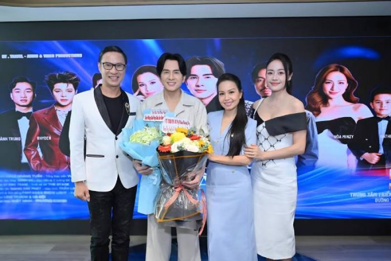 Đan Trường chi hơn 11 tỷ để thực hiện live concert kỷ niệm 30 năm ca h&aacute;t