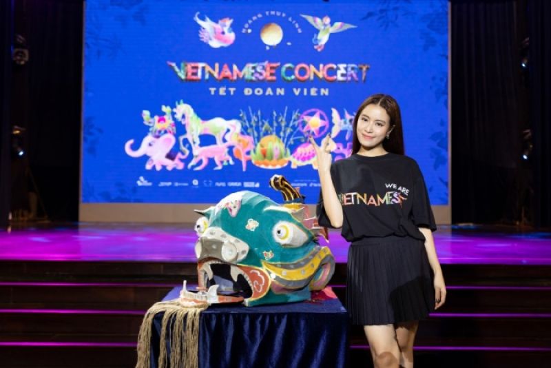 Ho&agrave;ng Thuỳ Linh mừng Tết Trung thu bằng "Vietnam Concert"